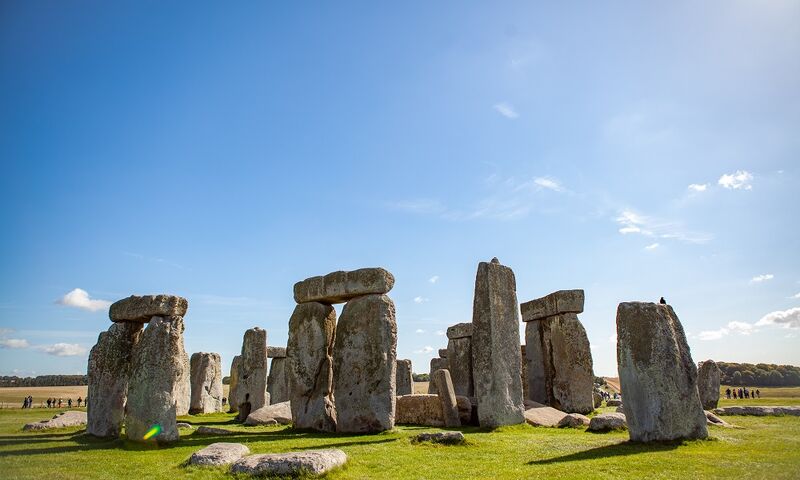 WINDSOR, STONEHENGE, LUNCH in LACOCK