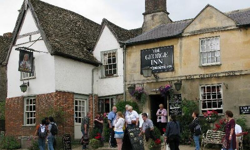 WINDSOR, STONEHENGE, LUNCH in LACOCK